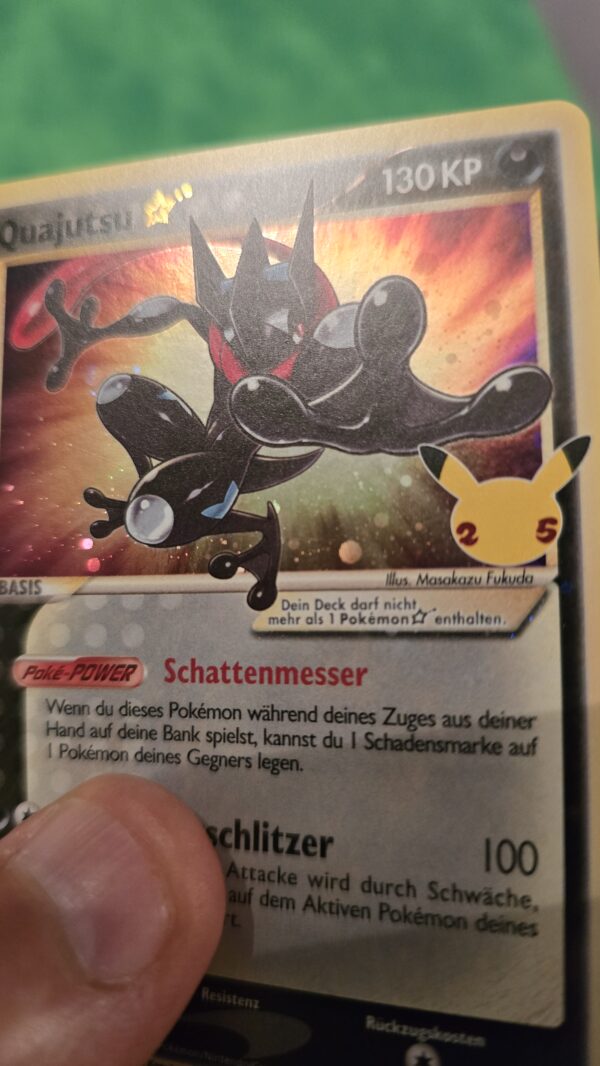 Greninja #SWSH144 Pokemon Celebrations - Image 2
