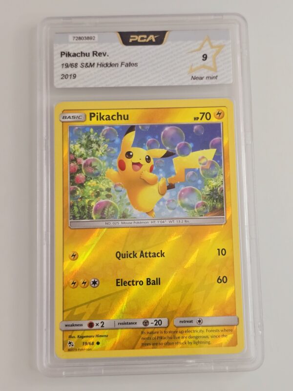 Pikachu #19/68 Pokemon Hidden Fates