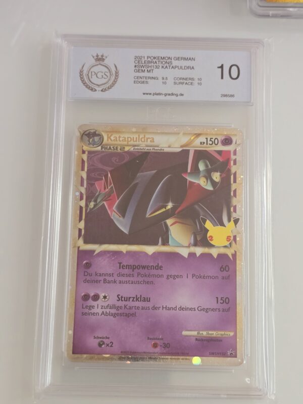 Dragapult #SWSH132 Pokemon Celebrations